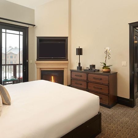 วอลดอร์ฟ แอสโตเรีย พาร์คซิตี้ โฮเต็ล Hotel ภายนอก รูปภาพ
