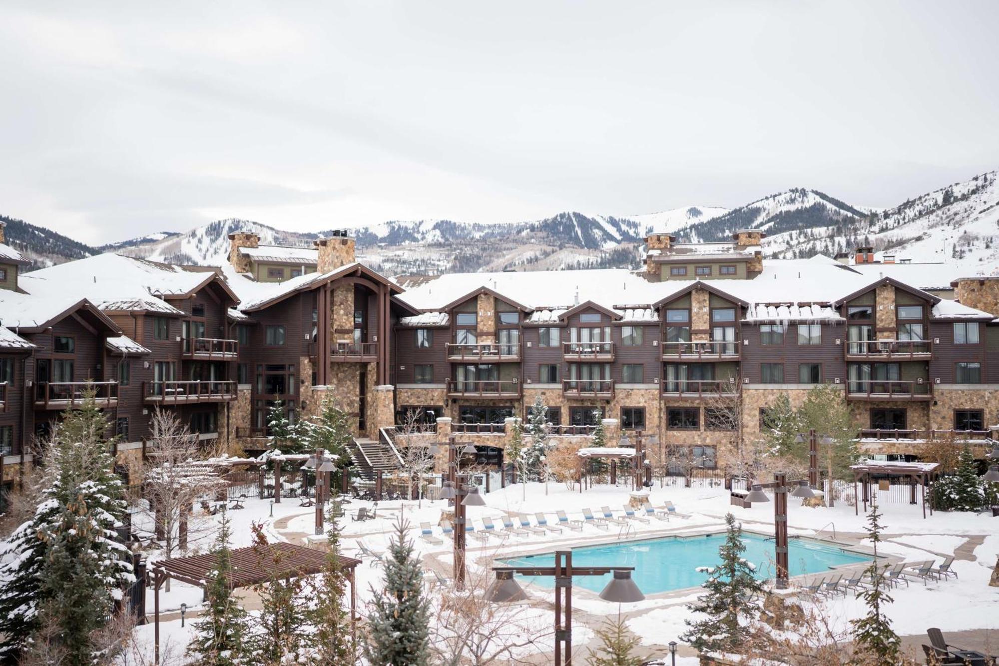 วอลดอร์ฟ แอสโตเรีย พาร์คซิตี้ โฮเต็ล Hotel ภายนอก รูปภาพ
